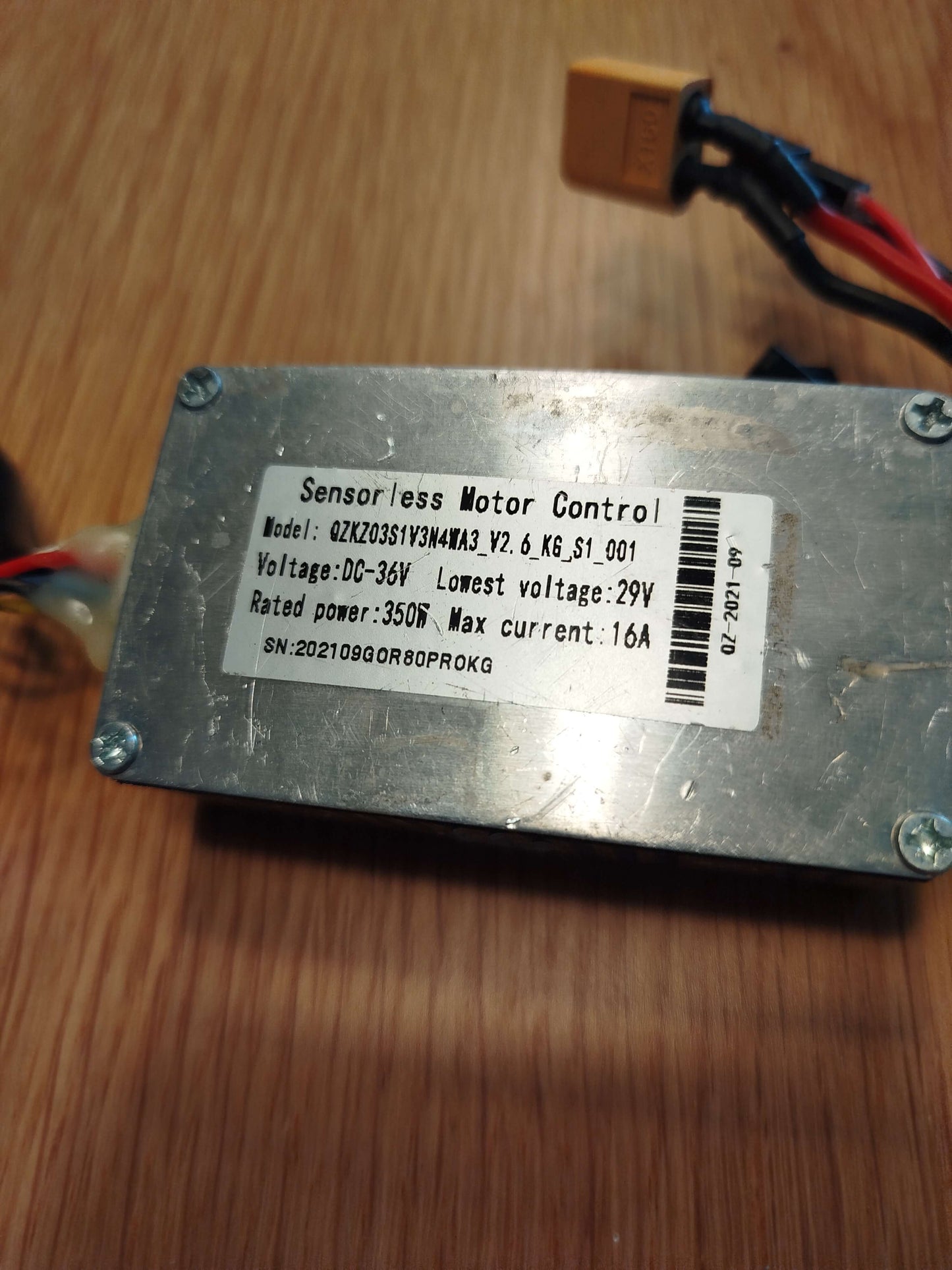 🔧 Contrôleur 36V 350W 16A pour Trottinette Électrique